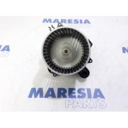Renault - Captur - Heating and ventilation fan motor