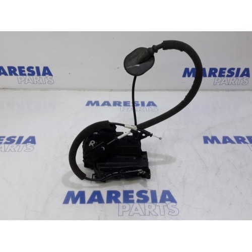 Renault - Captur - Front door lock mechanism 4-door, right