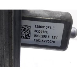 Renault - Captur - Rear door window mechanism 4-door, right