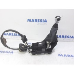 Citroen - DS3 - Gear stick