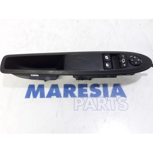 Citroen - DS3 - Multi-functional window switch