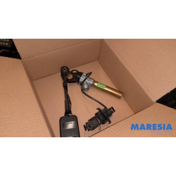 Citroen - Xsara - Seatbelt tensioner, left