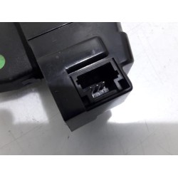 Peugeot - 308 - Tailgate lock mechanism