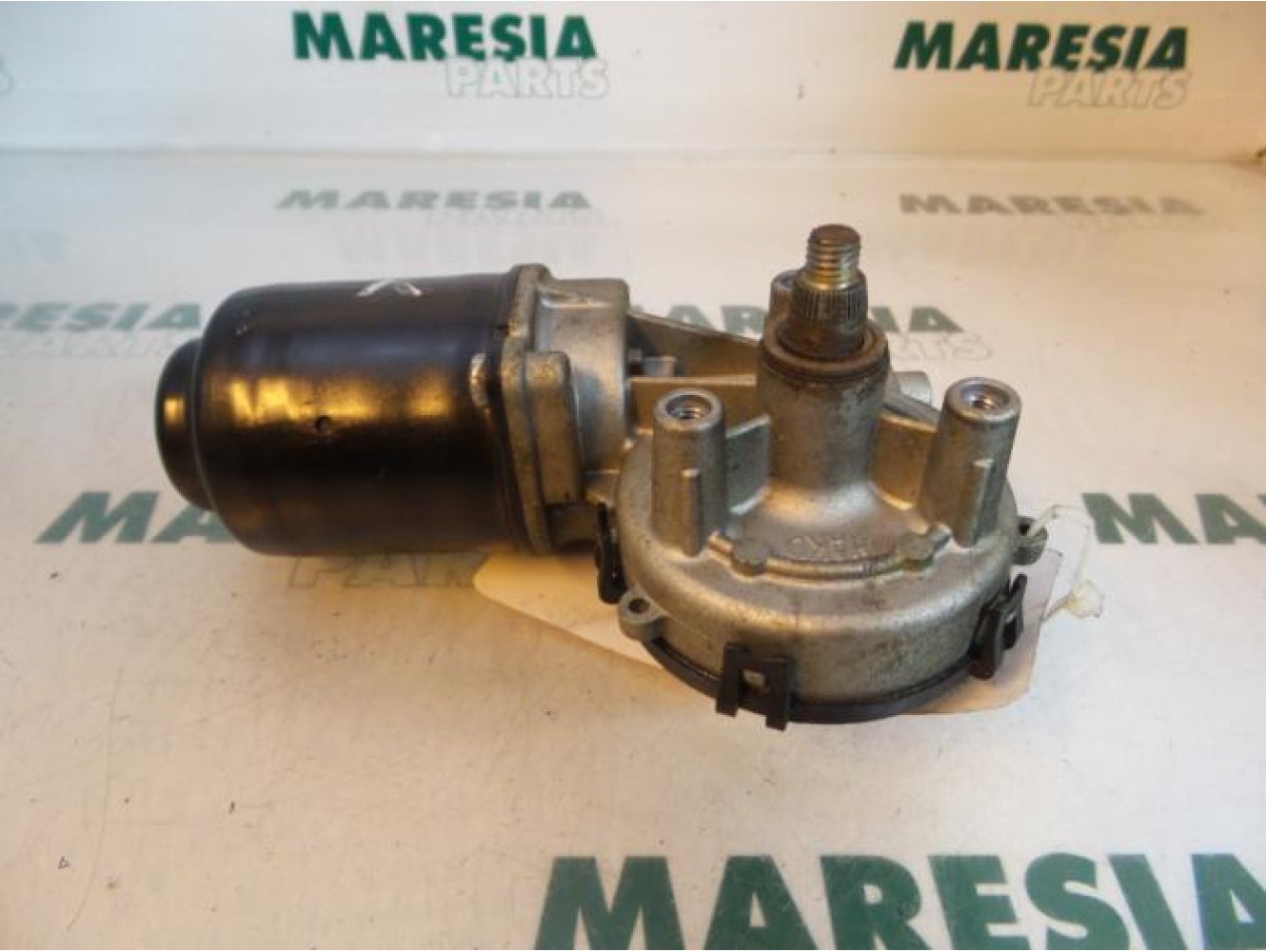 Fiat - Fiorino - Front wiper motor