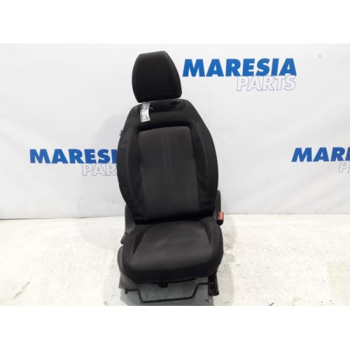 Fiat - Tipo - Seat, right