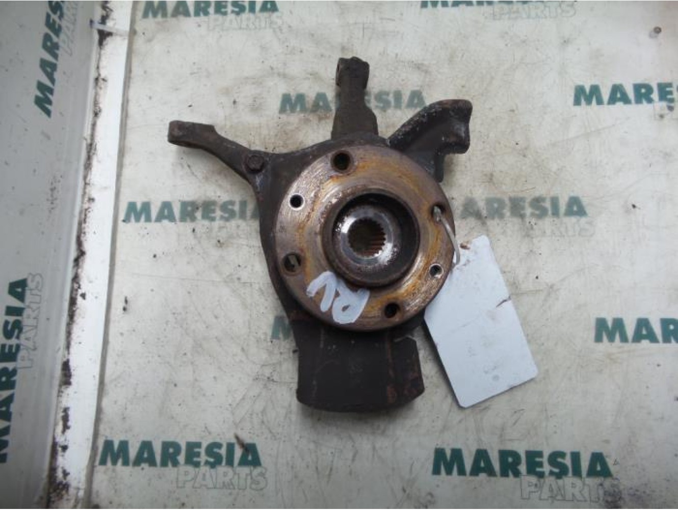 Fiat - Seicento - Knuckle, front right