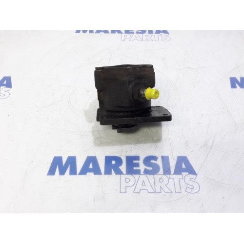 Renault - Master - Vacuum pump (diesel)