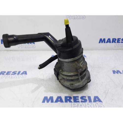 Citroen - Berlingo - Power steering pump