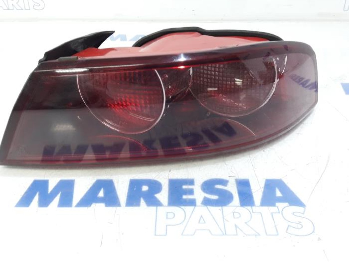 Alfa Romeo - 159 - Taillight, right