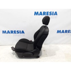 Peugeot - 207 - Sitz links