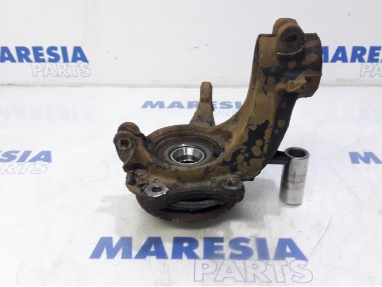 Peugeot - 207 - Achsschenkel links vorne