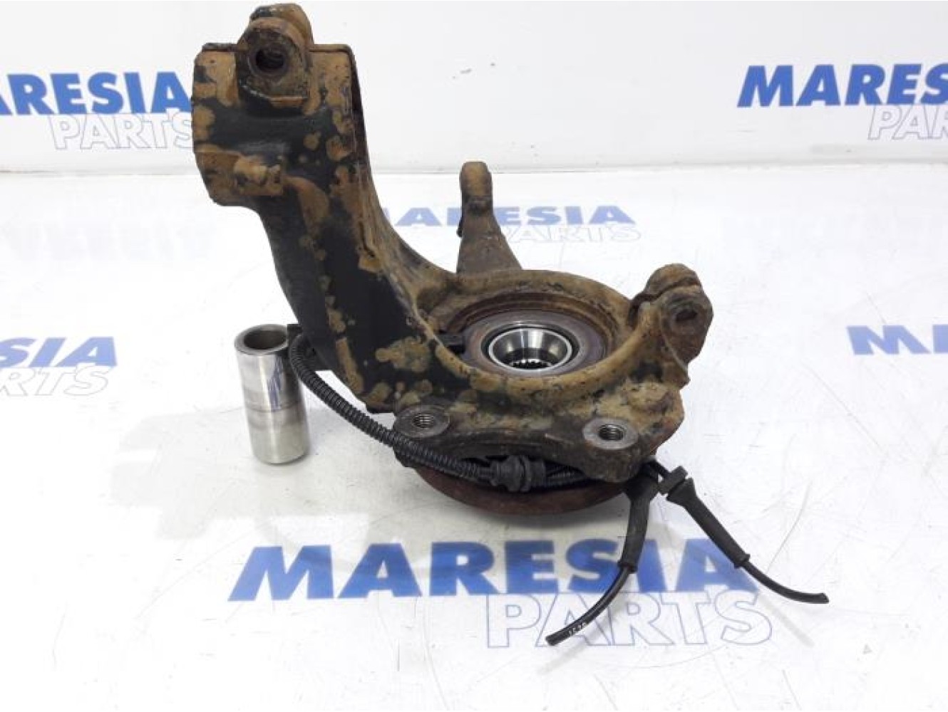 Peugeot - 207 - Knuckle, front right