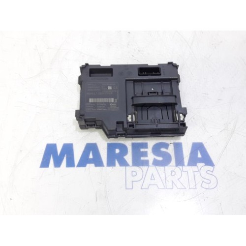 Renault - Clio - Card reader (lock)