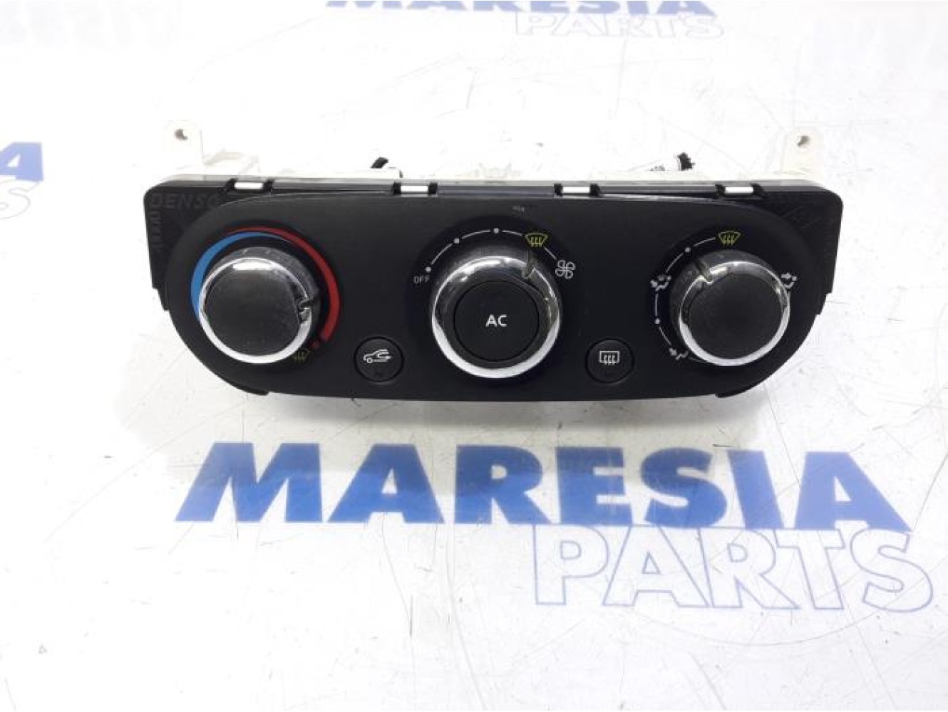 Renault - Clio - Panneau de commandes chauffage