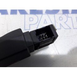 Renault - Clio - Steering wheel mounted radio control