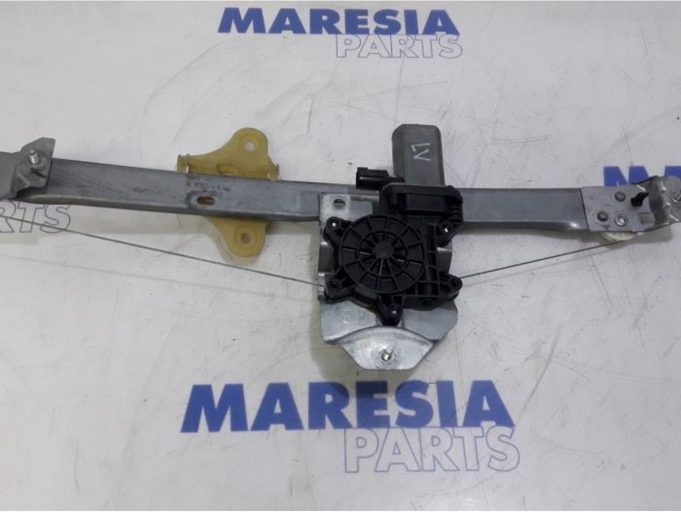 Renault - Clio - Window mechanism 4-door, front left
