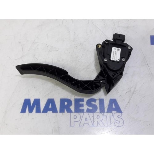 Renault - Clio - Gaspedalposition Sensor