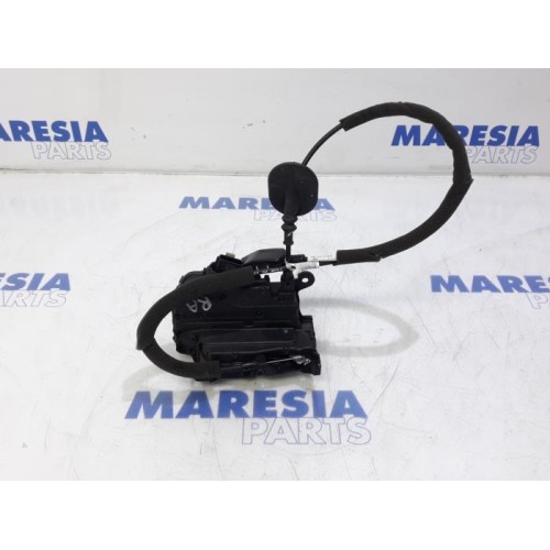 Renault - Clio - Rear door mechanism 4-door, right