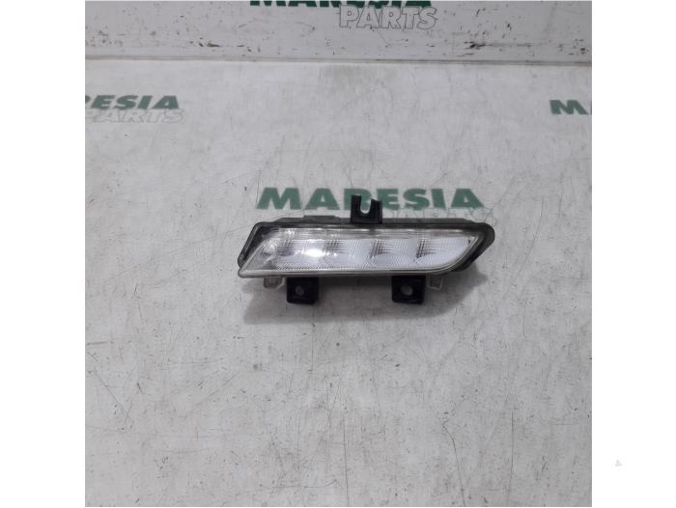 Renault - Clio - Daytime running light, left
