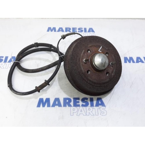 Fiat - 500 - Achsschenkel links hinten