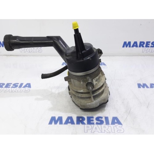 Peugeot - 308 - Power steering pump