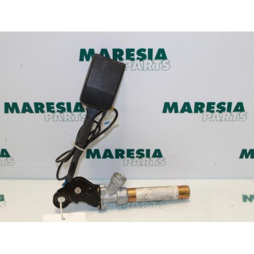 Citroen - Berlingo - Gurtsrammer links