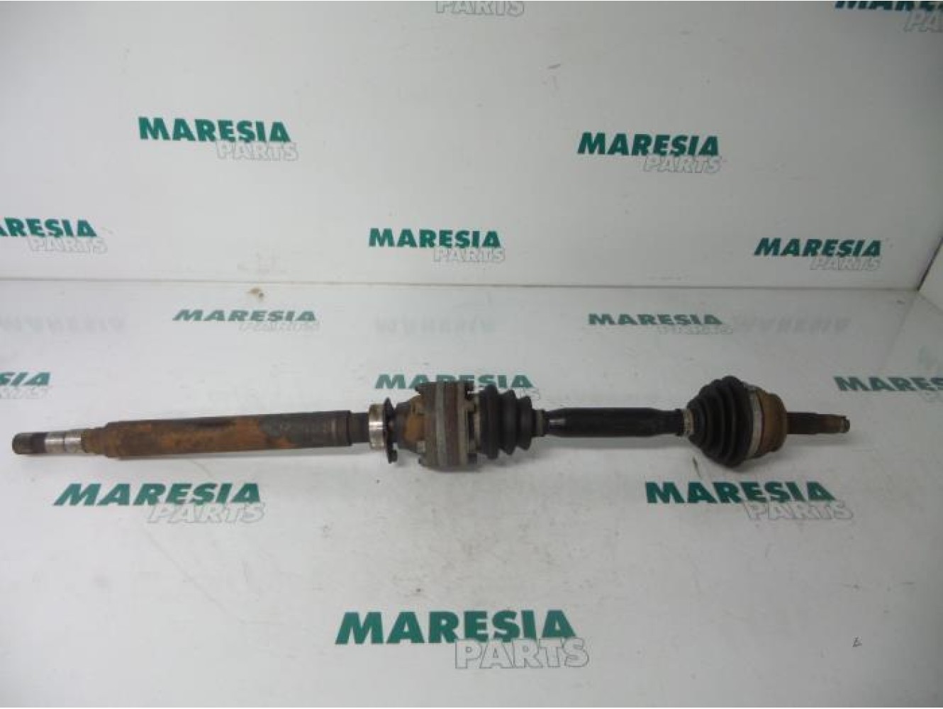 Lancia - Lybra - Arbre de transmission avant droit