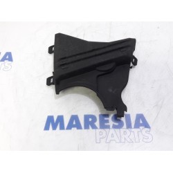 Renault - Megane Scenic - Couvercle de distribution