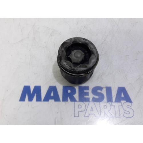 Renault - Megane Scenic - Piston
