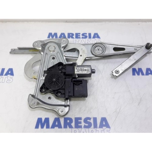 Renault - Megane - Window mechanism 4-door, front right
