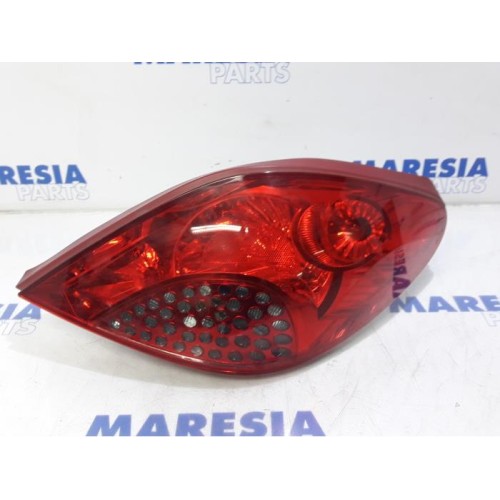 Peugeot - 207 - Taillight, right
