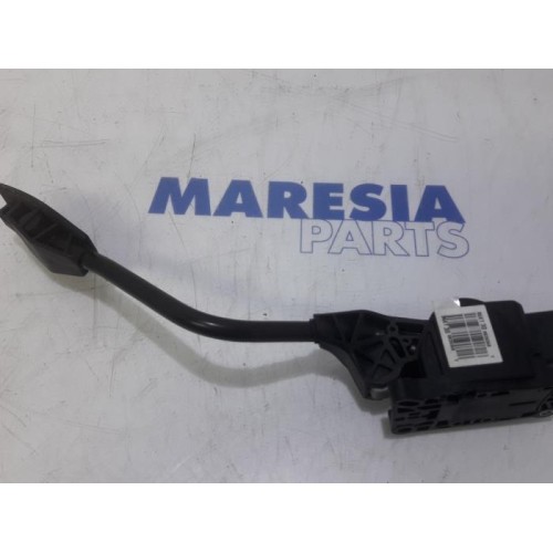 Citroen - C5 - Gaspedaalpositie Sensor