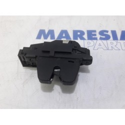 Citroen - C5 - Tailgate lock mechanism