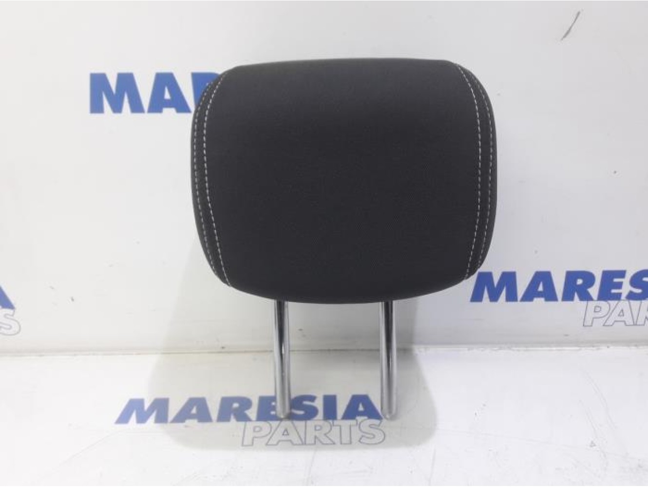 Renault - Megane - Headrest