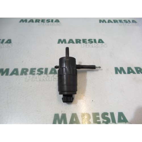 Alfa Romeo - Mito - Windscreen washer pump