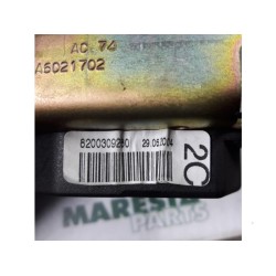 Renault - Megane Scenic - Sicherheitsgurt Mitte hinten
