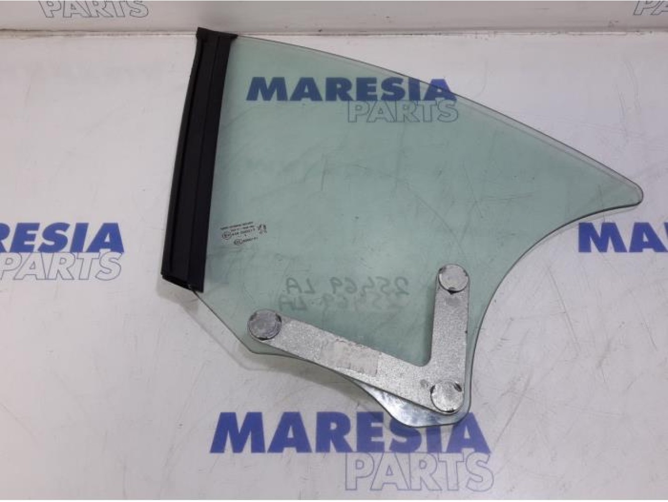 Peugeot - 207 - Fenster 2-türig links hinten