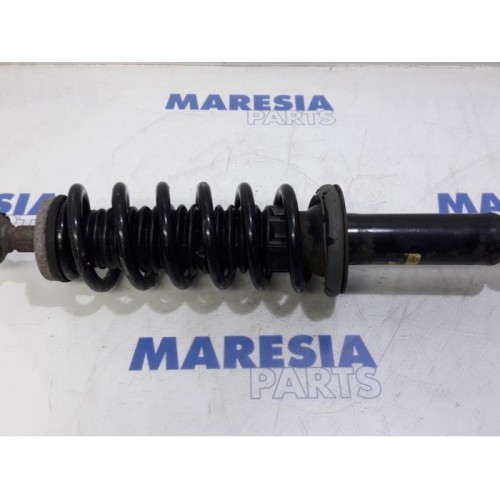Citroen - C5 - Rear shock absorber rod, left