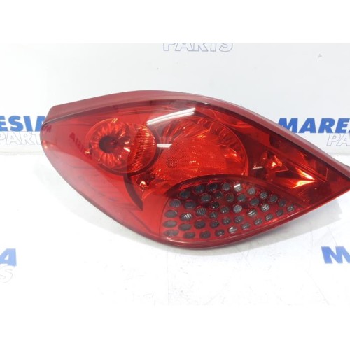 Peugeot - 207 - Taillight, left