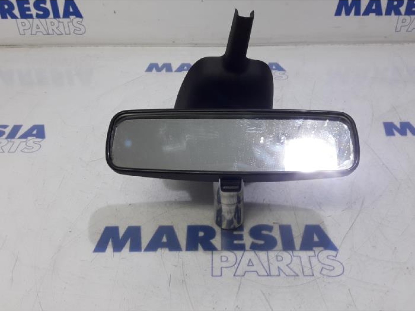 Peugeot - 207 - Rear view mirror
