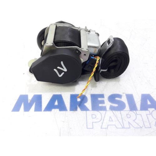 Peugeot - 207 - Front seatbelt, left