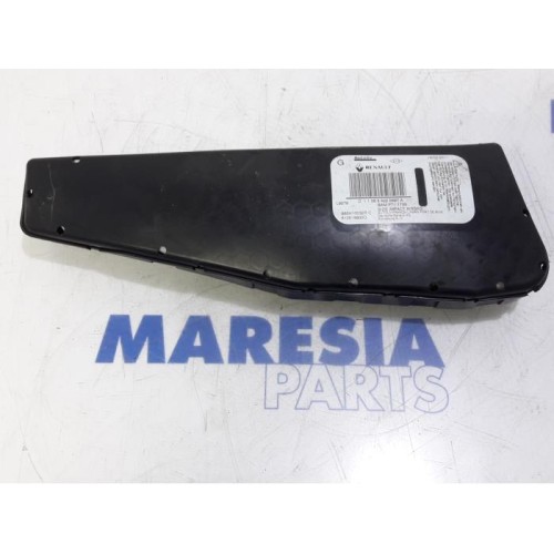 Renault - Megane - Seat airbag (seat)