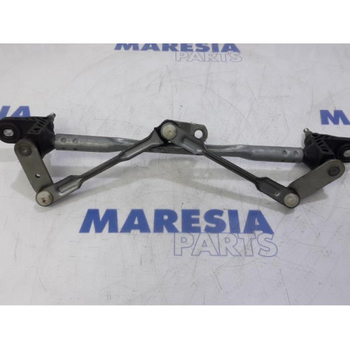 Fiat - 500 - Wiper mechanism