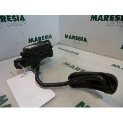 Renault - Trafic - Throttle pedal position sensor