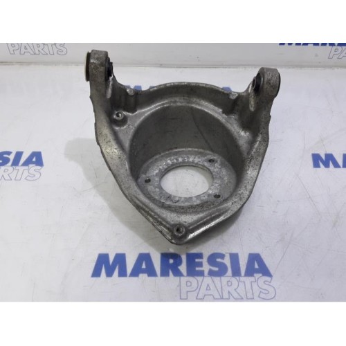Citroen - C5 - Front upper wishbone, right