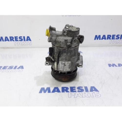 Renault - Clio - Air conditioning pump