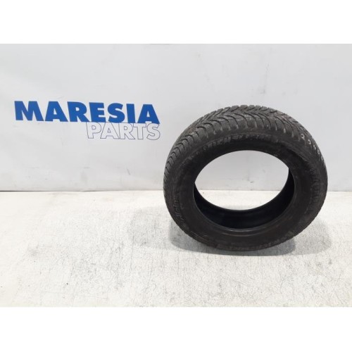 Peugeot - 208 - Tyre