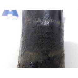 Renault - Megane - Front shock absorber rod, left