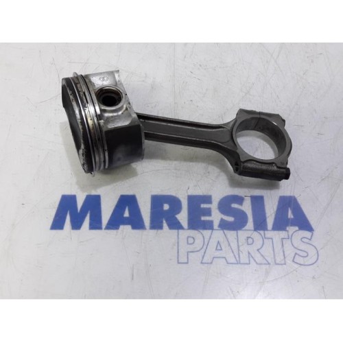 Renault - Laguna - Piston