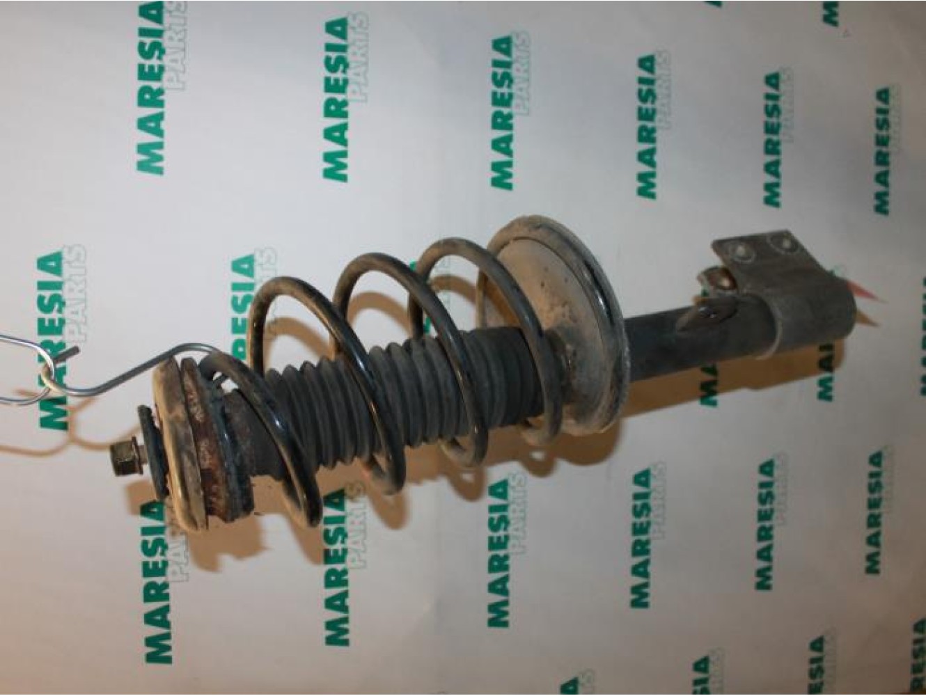 Peugeot - 307 - Front shock absorber rod, right